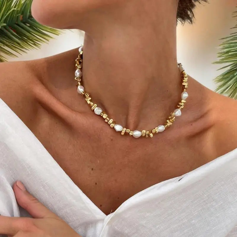 Alma™ – Collier perlé doré