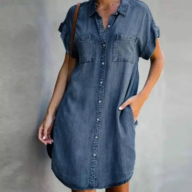 Robe Chemise en Jean Harper – Élégante, Pratique, et Prête pour Tout