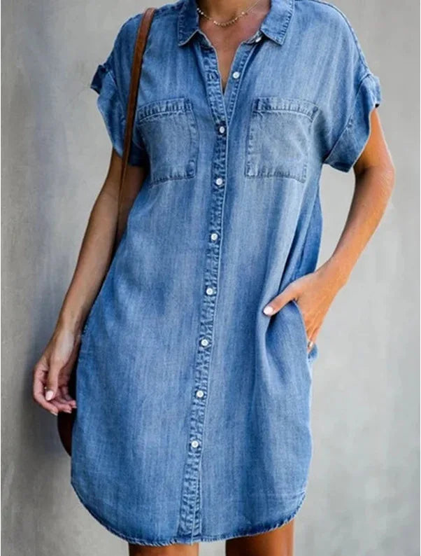 Robe Chemise en Jean Harper – Élégante, Pratique, et Prête pour Tout
